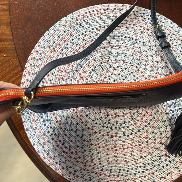 Tory Burch tassel bag - Picture 4 of 6